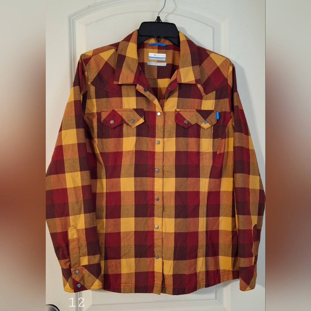 Columbia L Womens Top Plaid Omni Wick Snap Up Pockets NWT hike Mountain casual